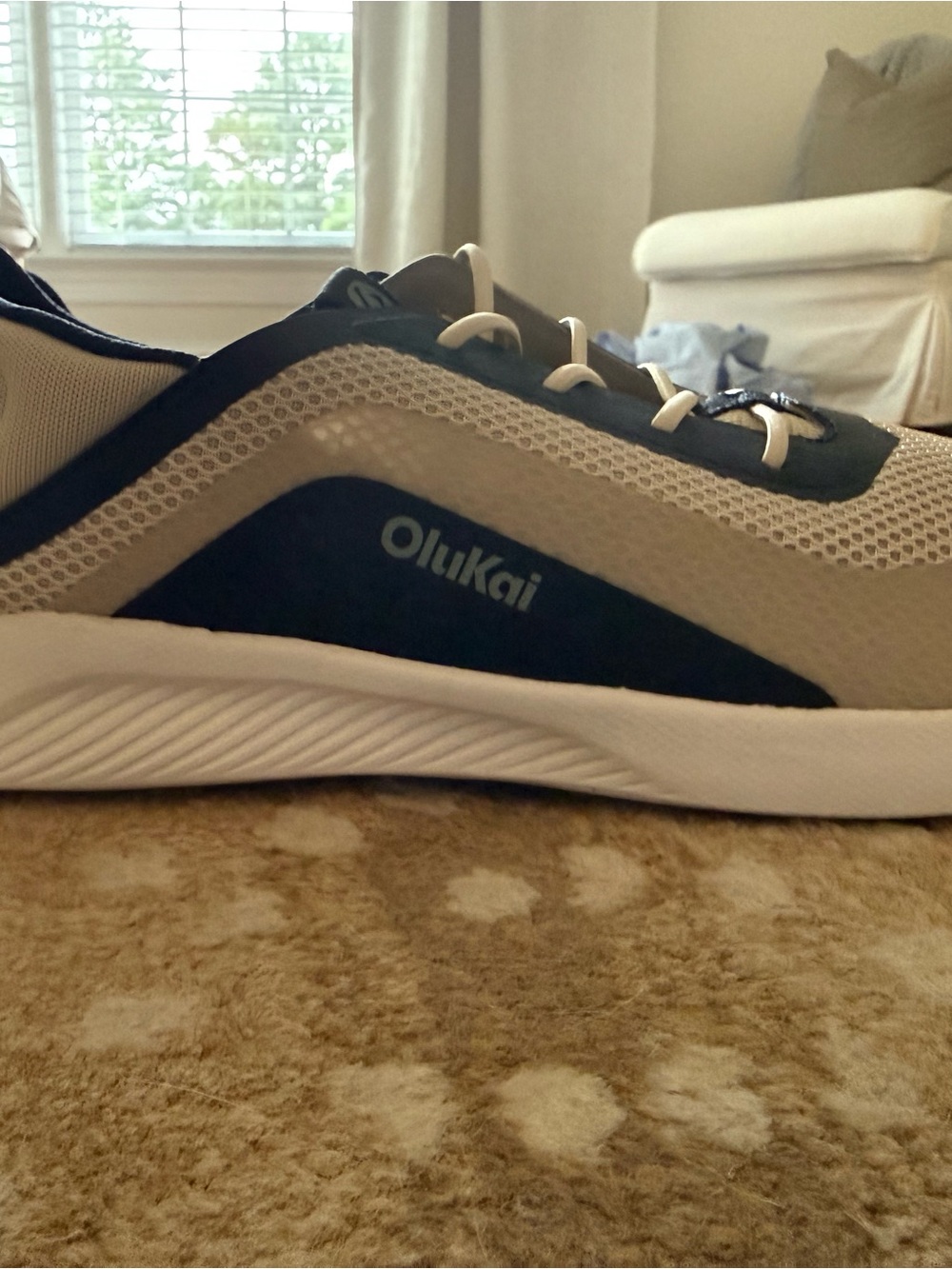 OluKai Men’s Mesh Trainer in Beige and Navy